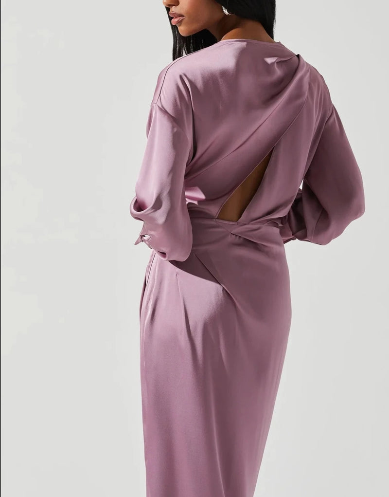 ASTR The Label Sadyra Drop Shoulder Dress