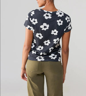 The Perfect Tee Flower POP