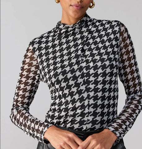 Six Fifty  Clothing Short Sleeve Anywhere Top