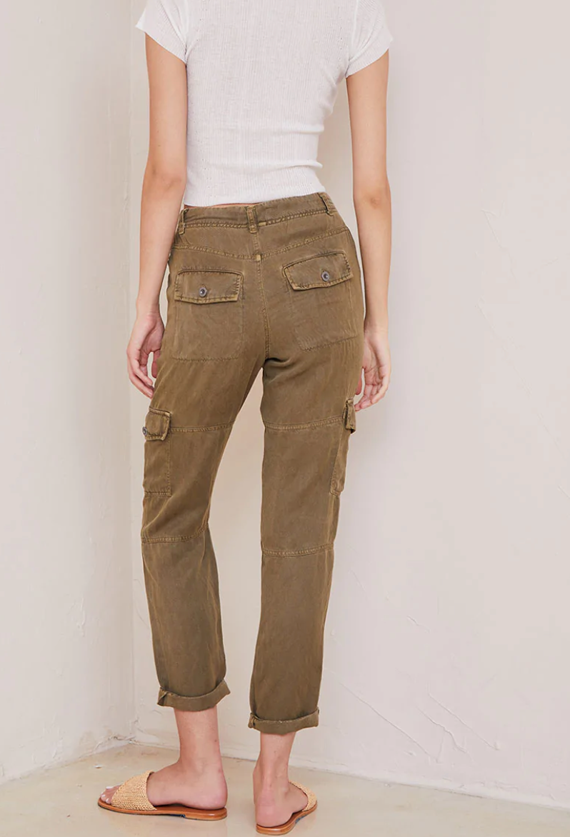 Bella Dahl Rolled Cargo Pocket Pant